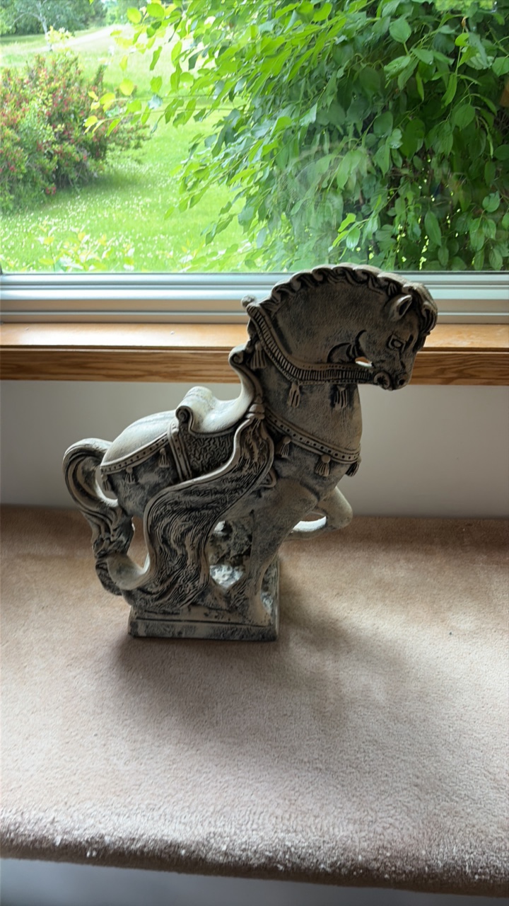 Decorative horse statue.