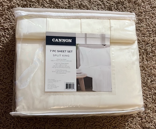 Split King - Solid Ivory Split King 7 Piece Sheet Set - 1 King Flat Sheet - 2 twin xl fitted sheet - 4 king pillow cases - 100% polyester