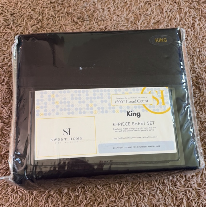 King Deep Pockets - Navy Sweet Home Collection 1500 Thread Count King 6 Piece Sheet SetSweet - 1 Fitted Sheet - 1 Flat Sheet - 4 Pillow Case - Color Navy