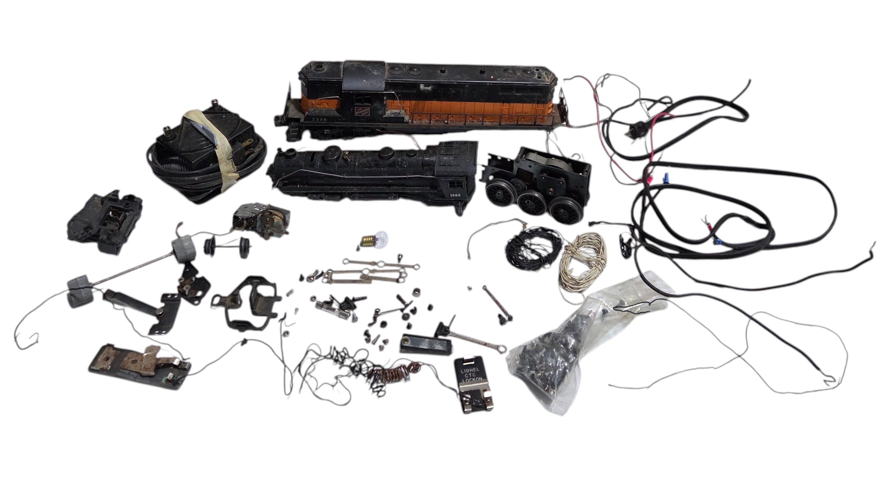 Lionel Train Parts Lot  Locomotives, Milwaukee Road Engine, Wiring, Lockon & Repair Parts