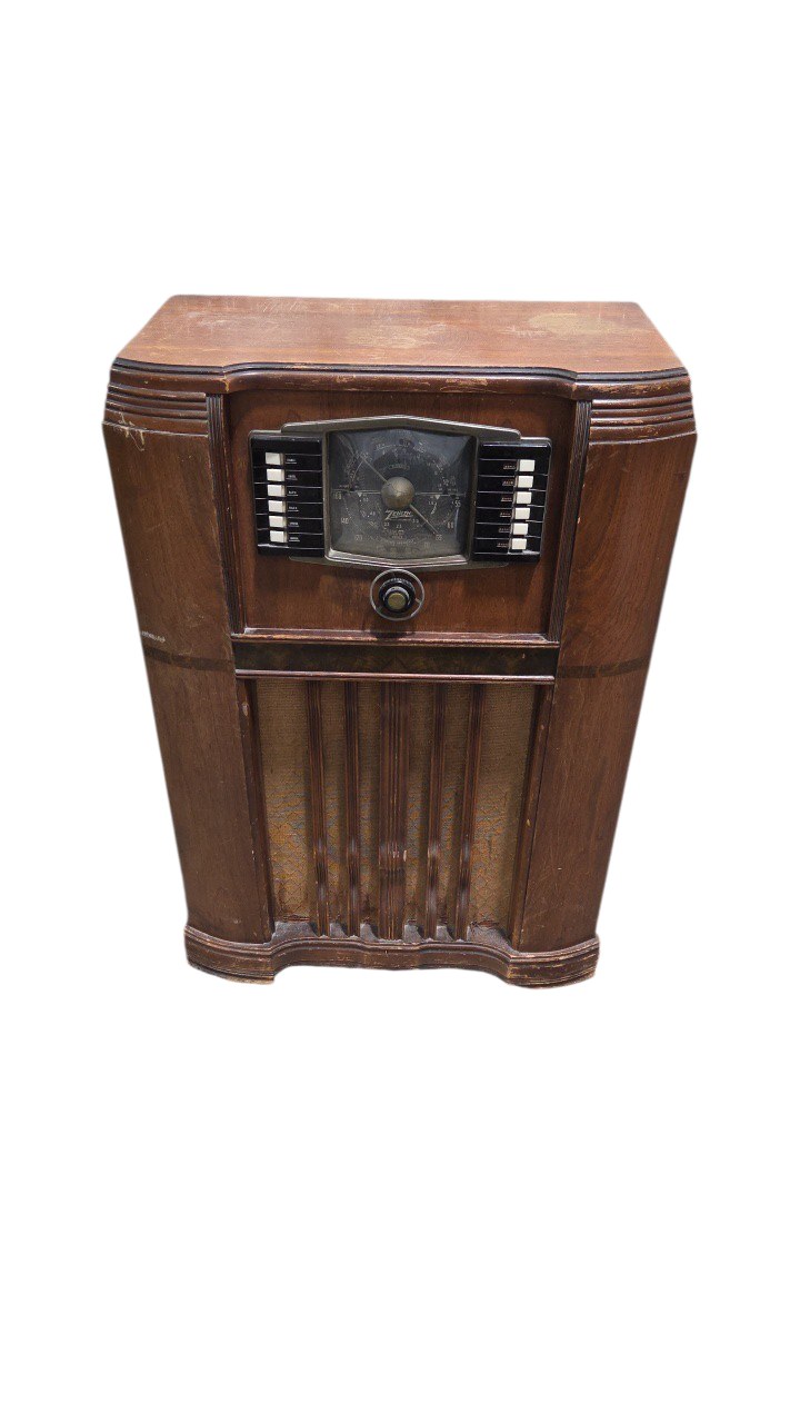 Vintage Zenith Console Tube Radio, Rotor Wave Magnet, Turns On, Needs Antenna