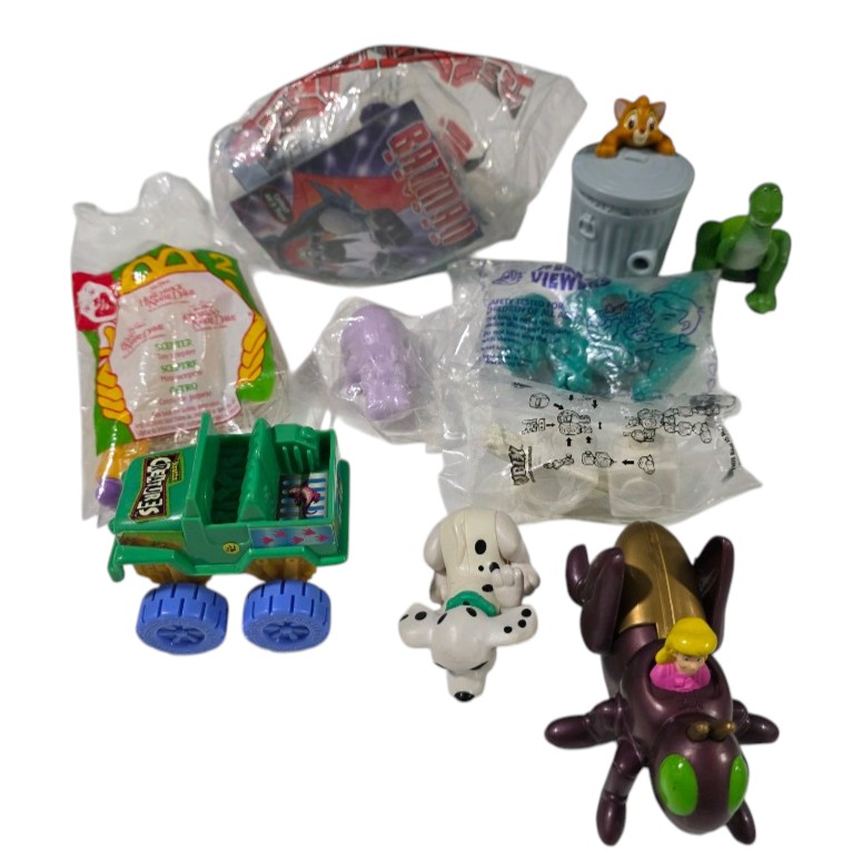 Mixed Fast Food Toy Lot Batman Hunchback of Notre Dame Dinosaur Viewers & Character Figures