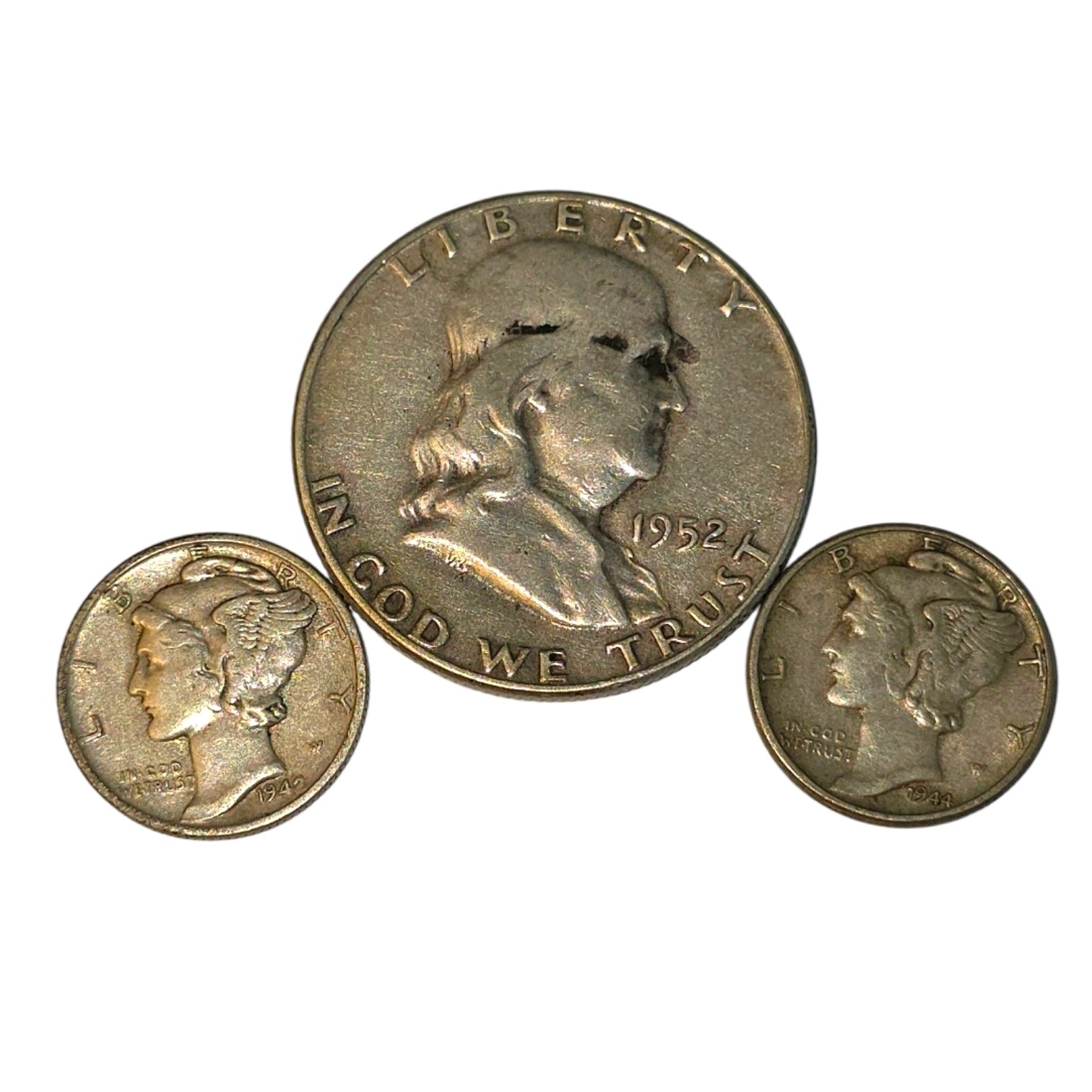 90% Silver U.S. Coin Lot  1952 Franklin Half Dollar & 2 Mercury Dimes about 0.506 troy oz actual silver weight.