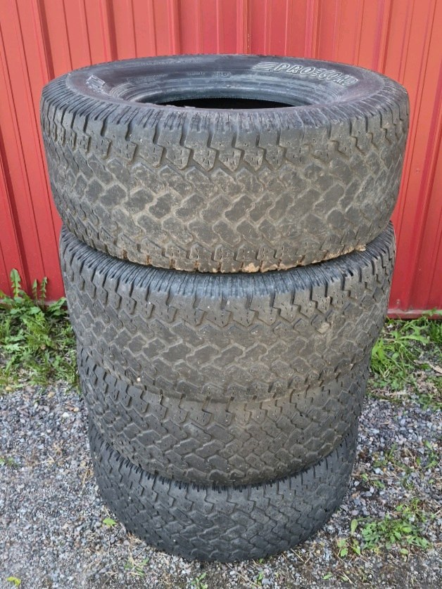 Lot of 4 Pro Comp All Terrain 31x10.50R15 Tires