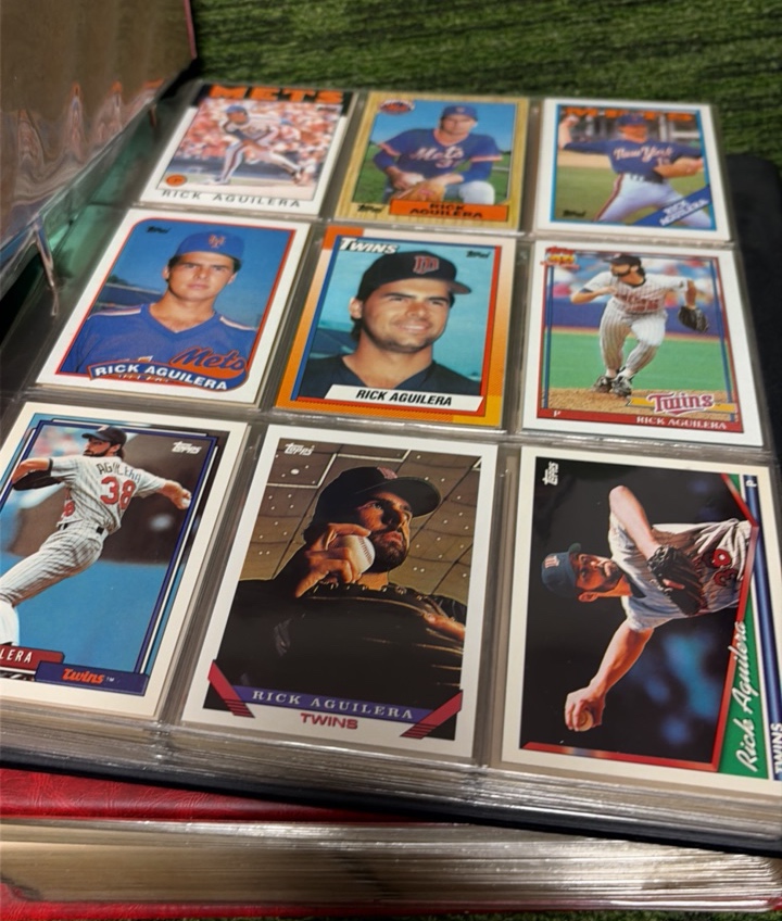 Baseball Card Binder Lot of Two Large & Heavy, Mixed MLB includes Minnesota Twins