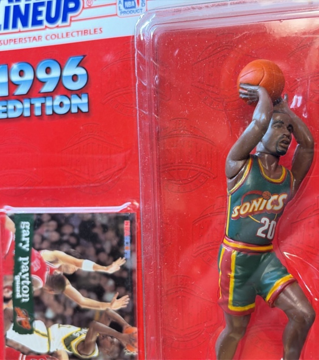 1996 Starting Lineup GARY PAYTON Basketball Figure & Card NBA Seattle Sonics