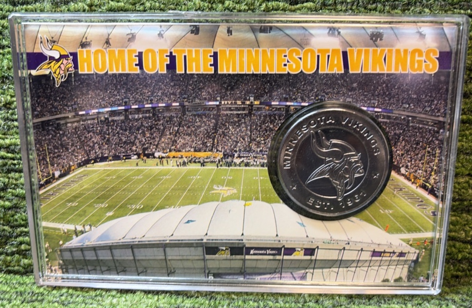 Minnesota Vikings Highland Mint Commemorative Card and Medallion Limited Edition