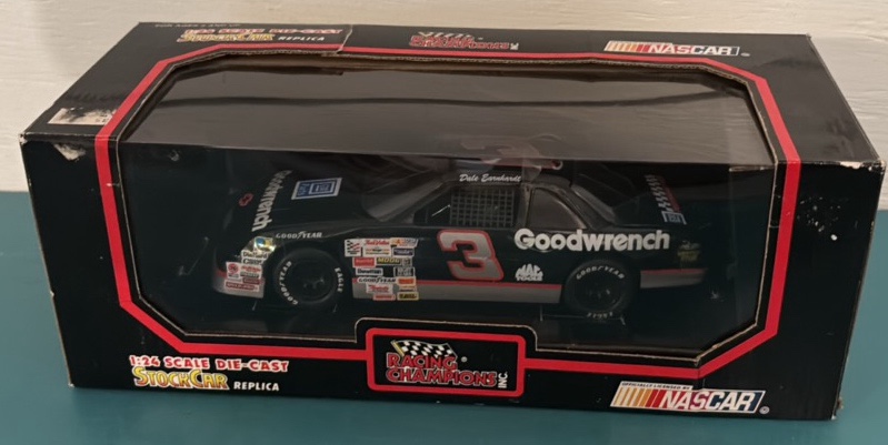 1992 Dale Earnhardt Racing Champions Diecast