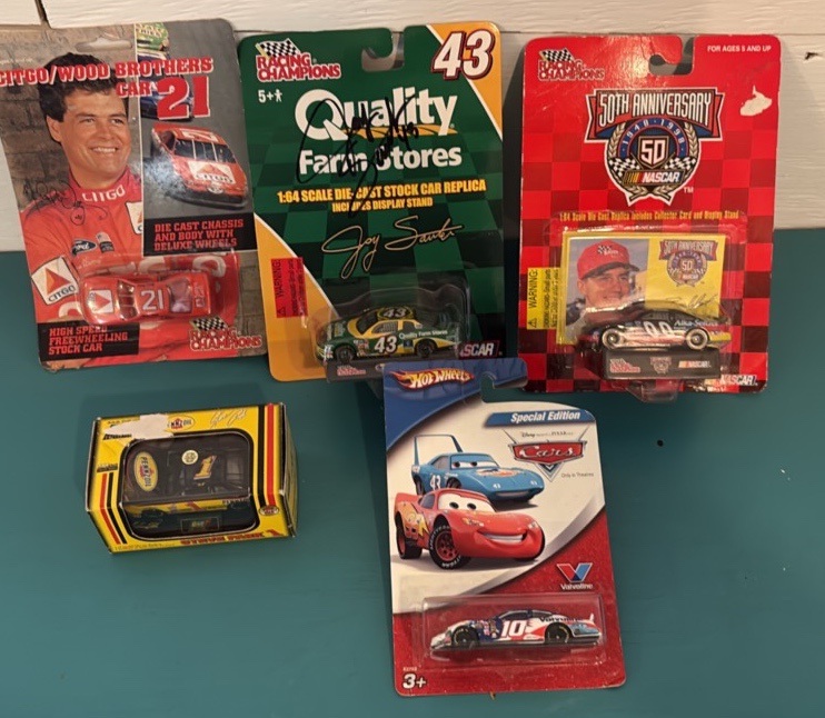 Michael Waltrip, Jay Sauter, Buckshot Jones, Steve Park, Scott Riggs