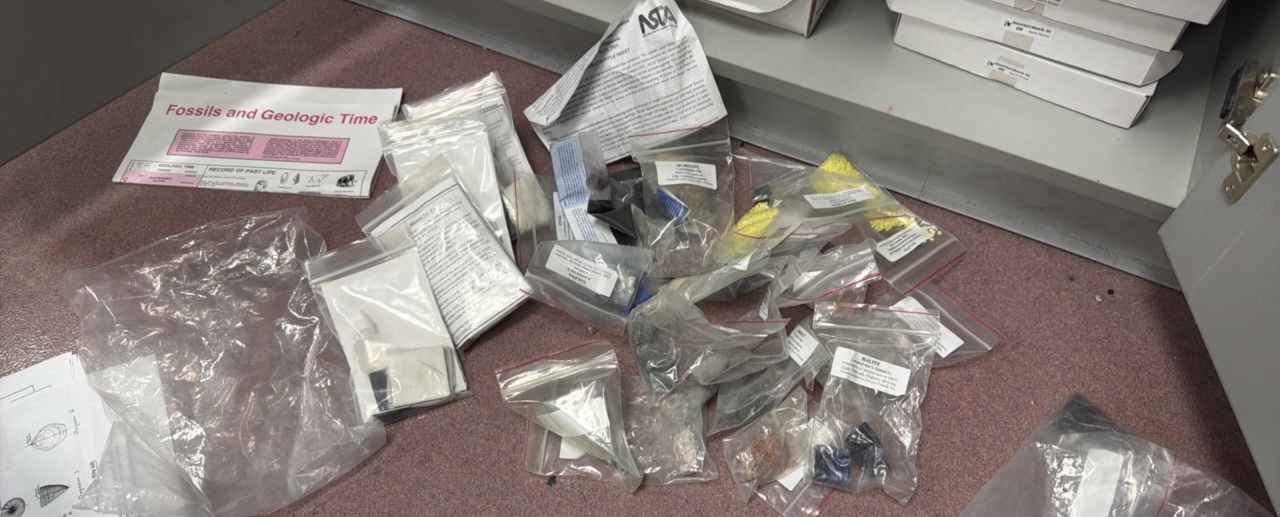 mineral testing kits, rock samples