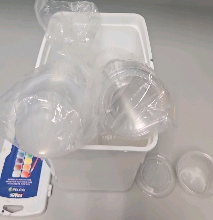 paint cups