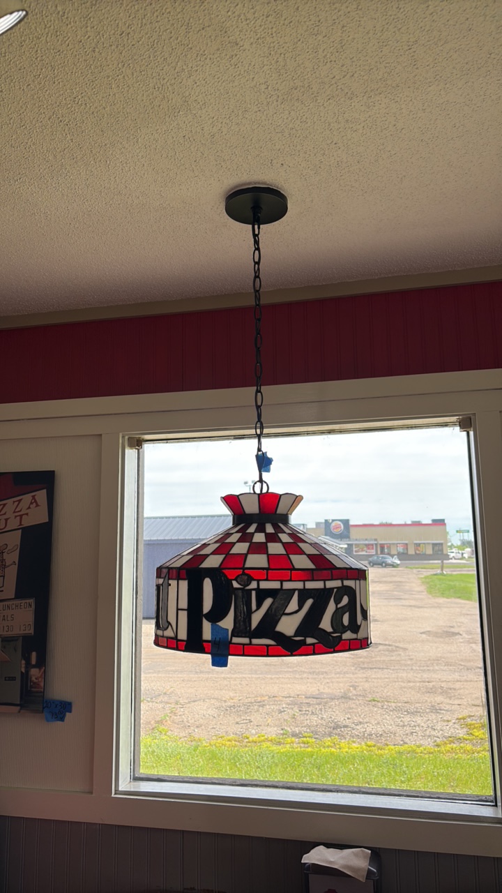 Pizza Hut hanging light fixture 17 1/2” diameter