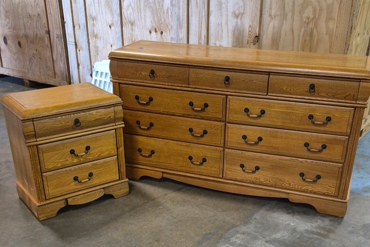 dresser and night stand
