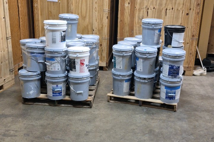 2 pallets of paint