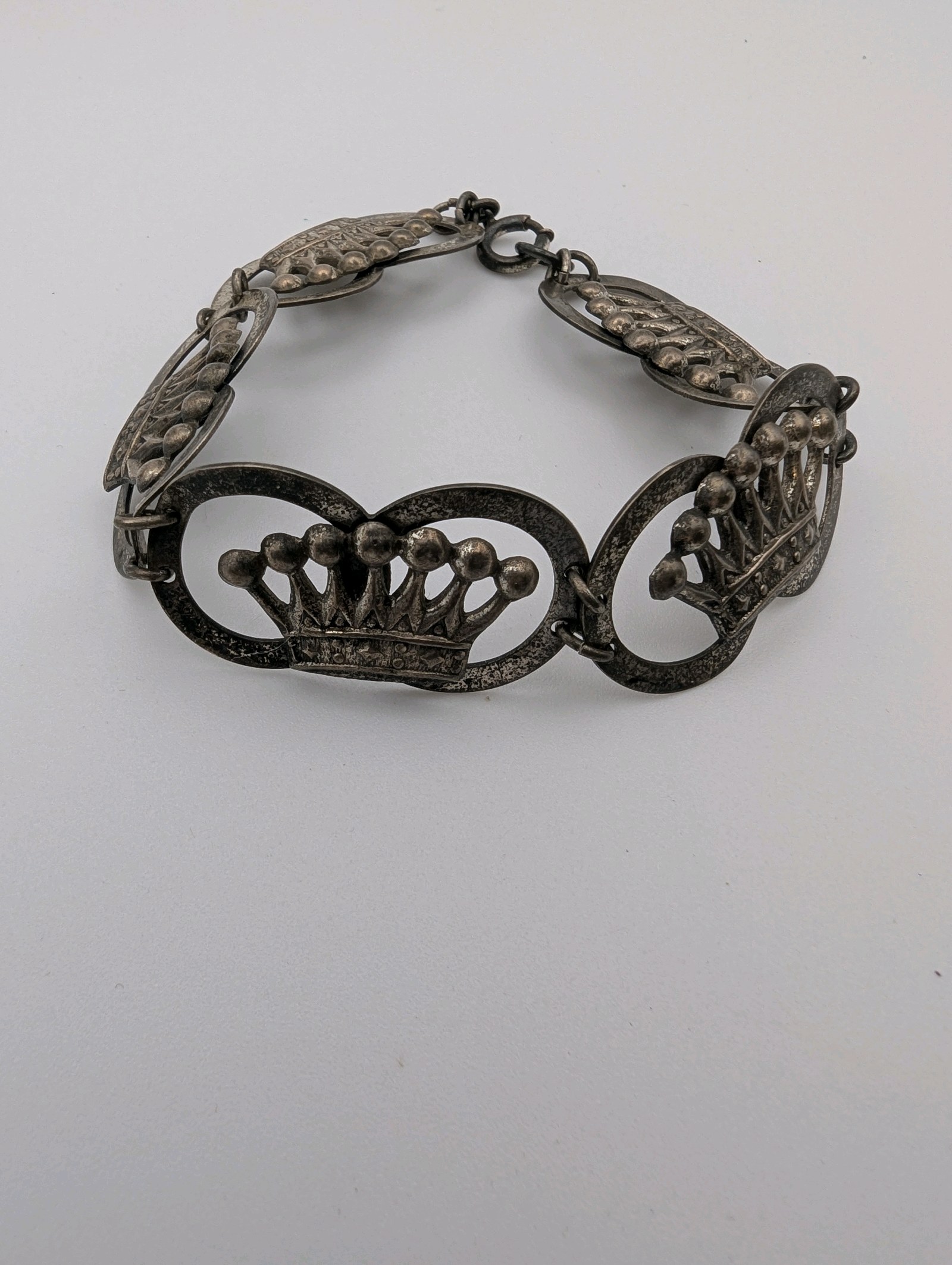 Vintage Sterling Silver bracelet, crown