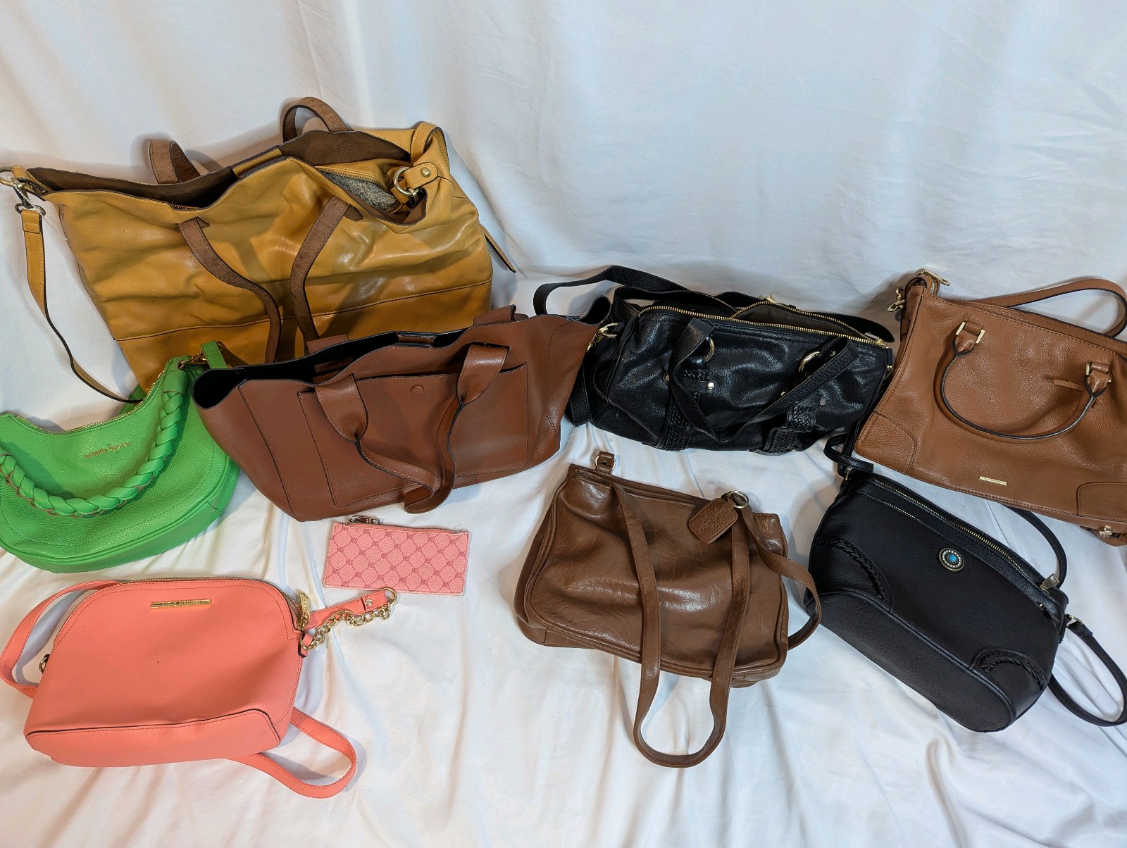 PurseHandbag Reseller Lot of 9, Bentley, Steve Madden, Rebecca Minkoff, Cole Haan, Banana Republic