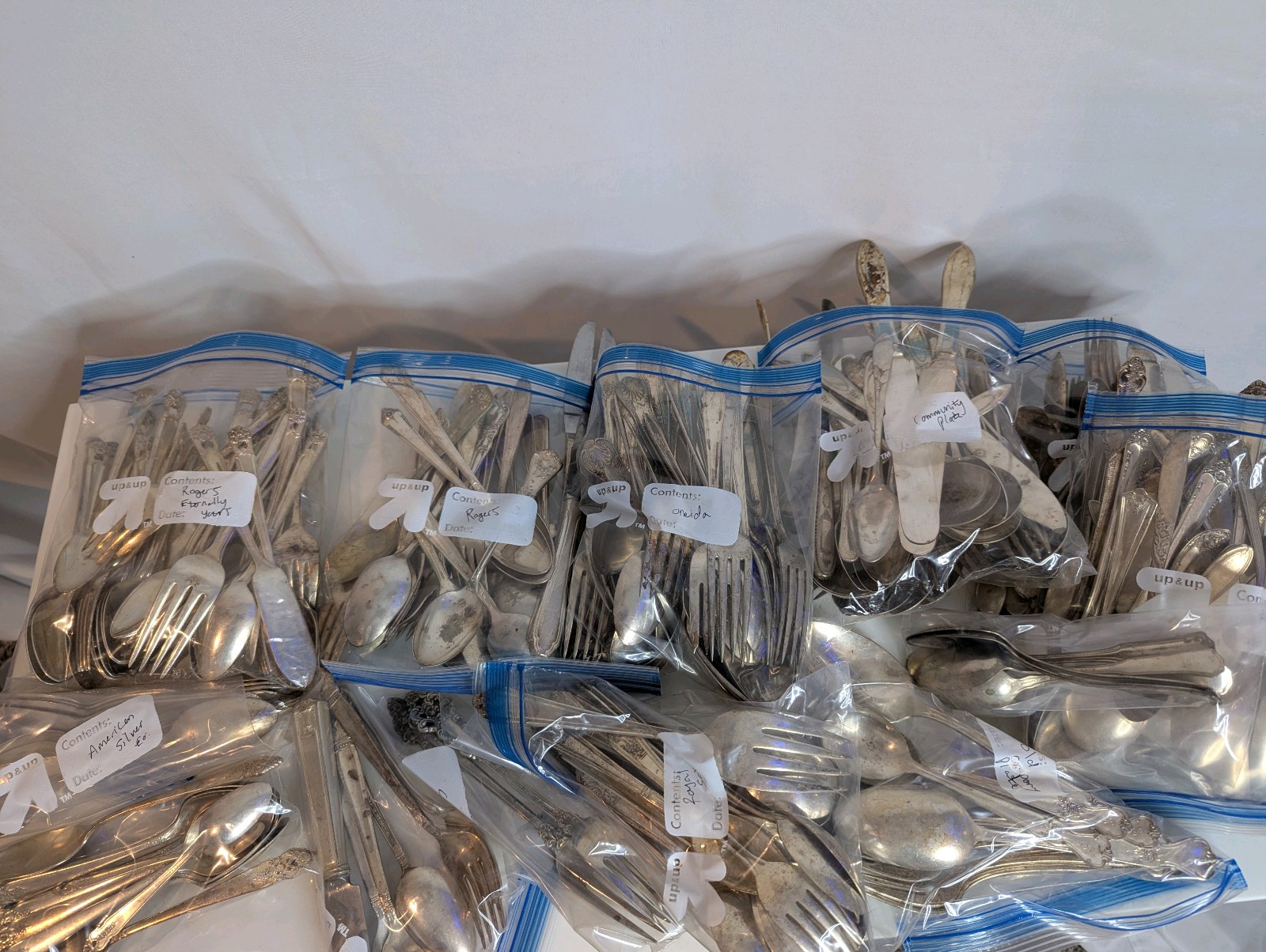 200 piece Vintage Silver Plate Silverware Lot Rogers, Royal Saxon, International Silver, Oneida