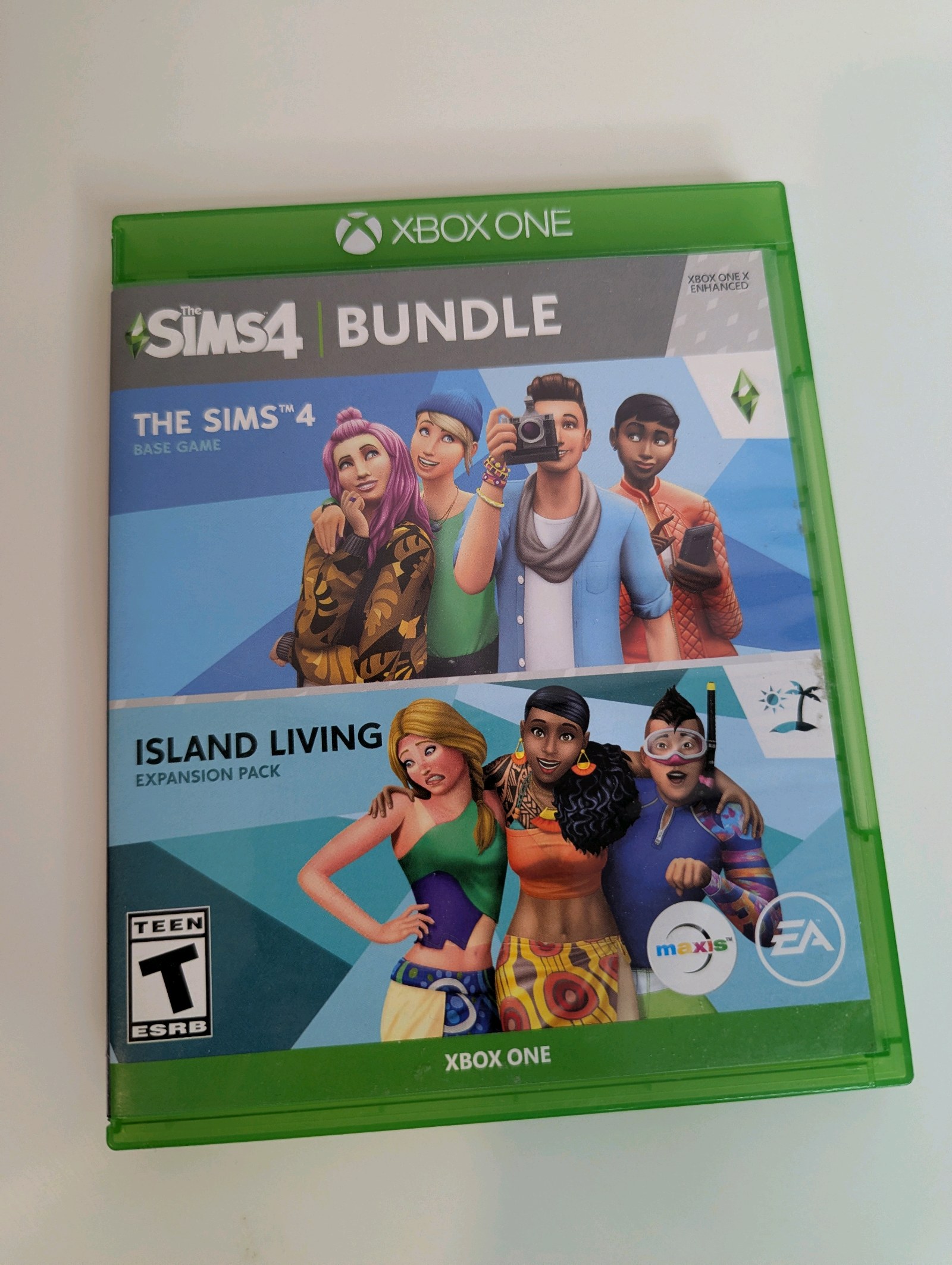 The Sims 4 Plus Island Living Bundle, Xbox One console