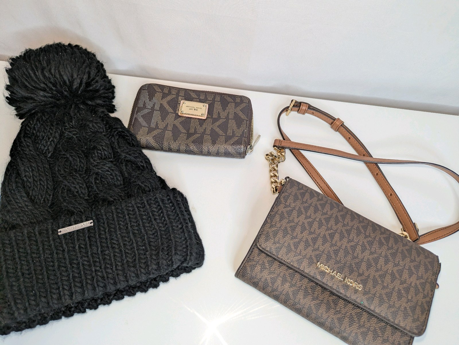 Michael Kors Lot, Jetsetter Handbag, Wallet, Beanie