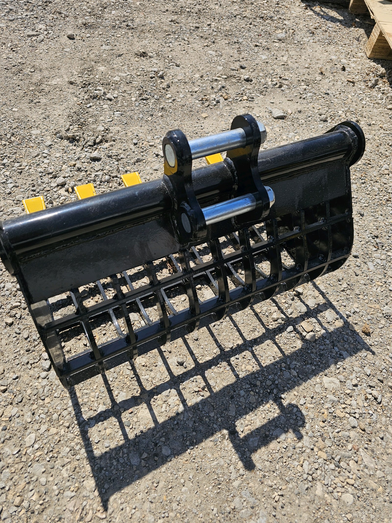 Unused 2026 SDLANCH 60cm Grid Bucket