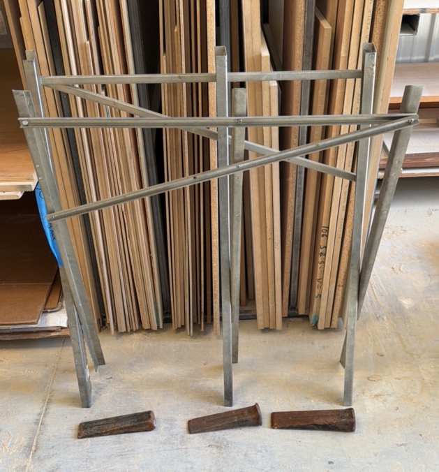 Portable Sawbuck Stand, steel splitting wedges