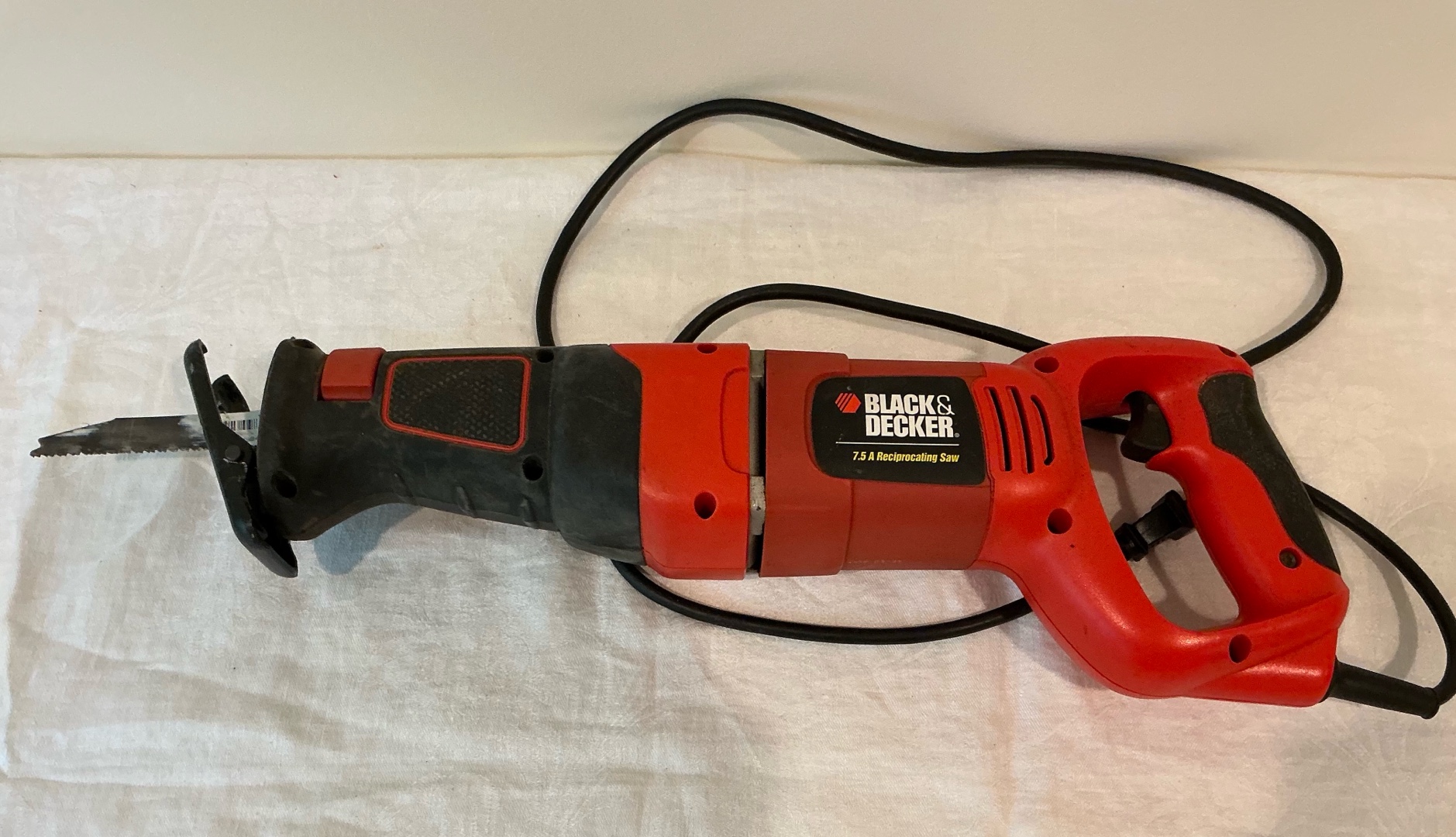 Black and decker reciprocating saw tool