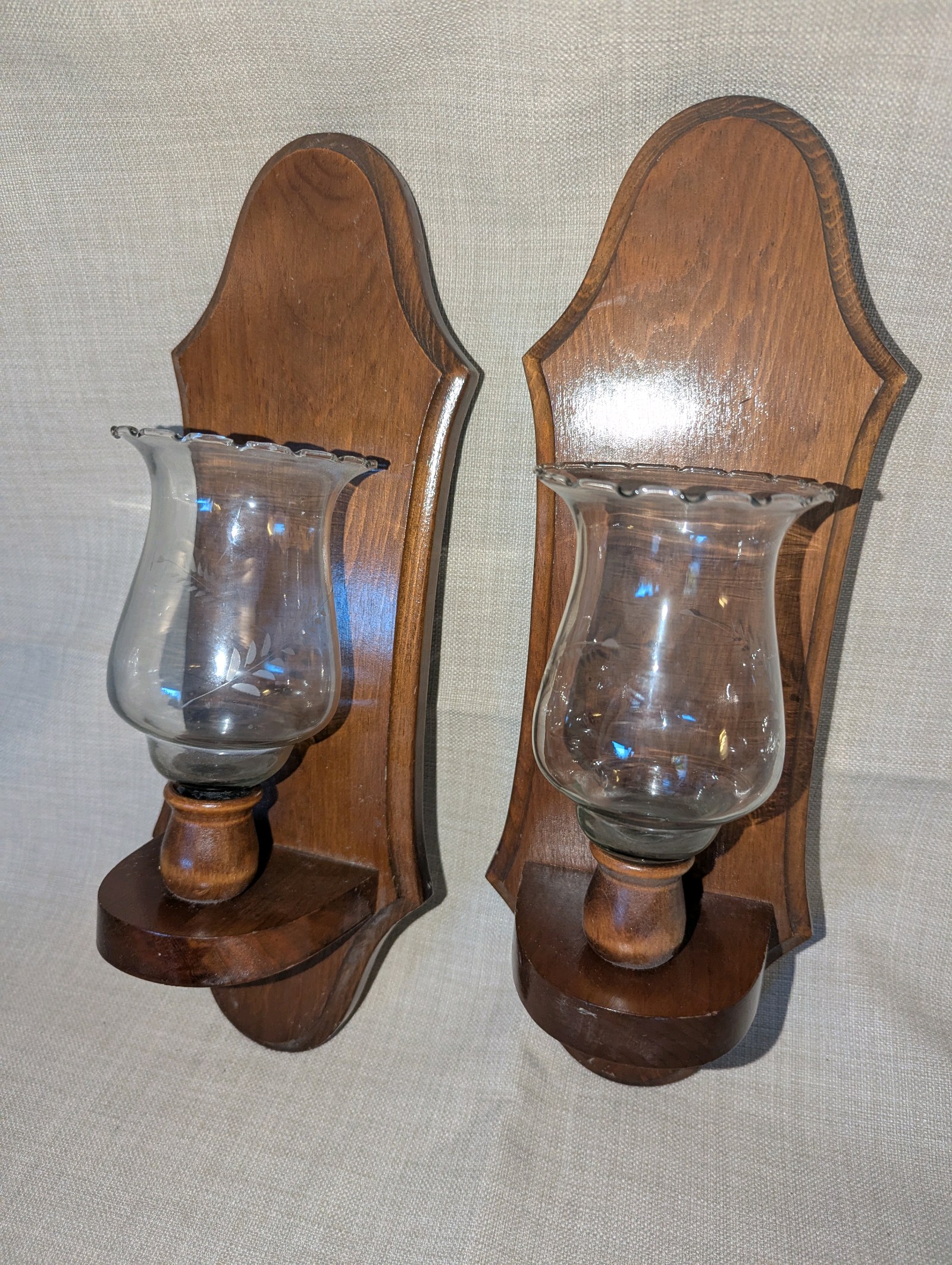 Vintage wooden wall sconces, floral glass (2)