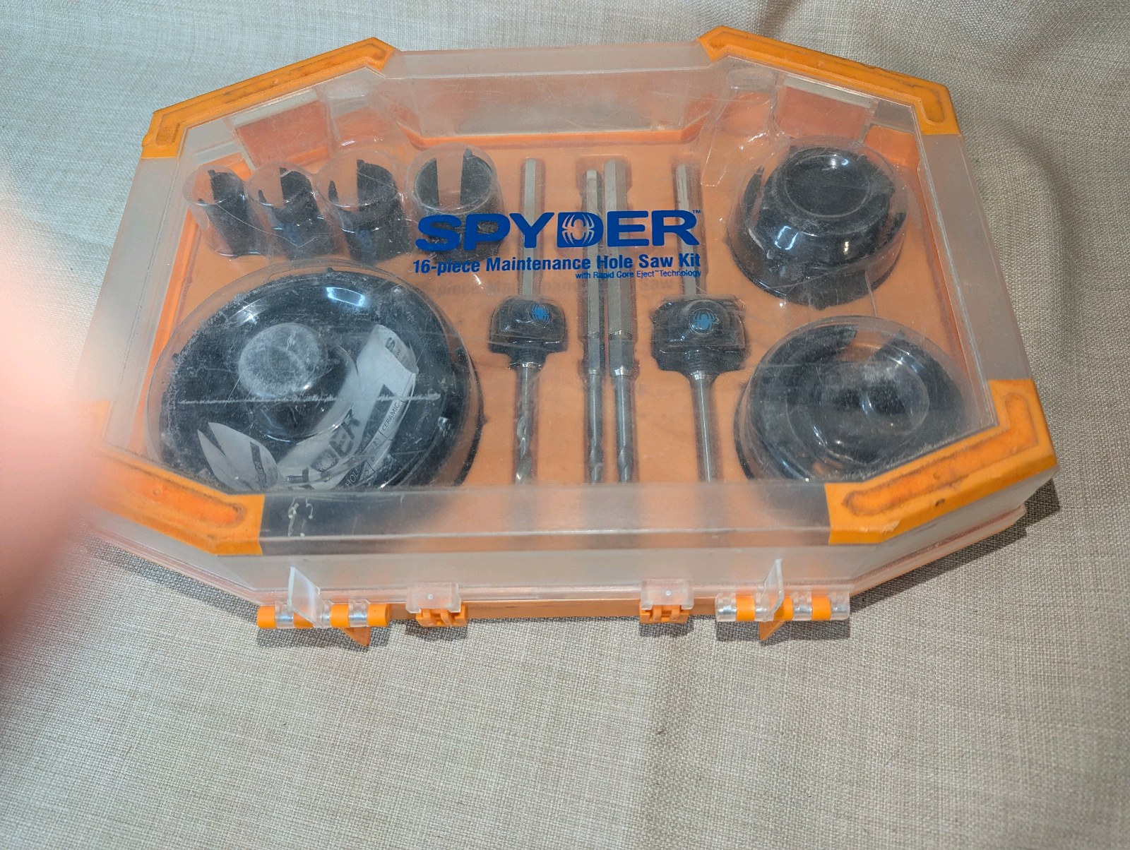 NIB Spyder 16-piece maintenance hole saw kit