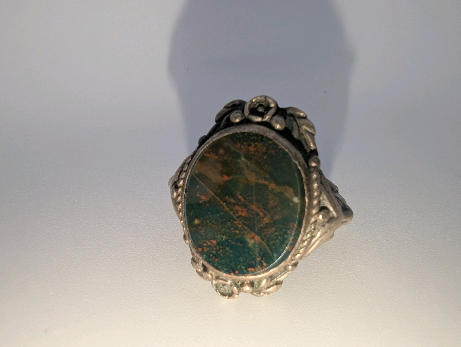 Sterling Silver Ring Size 6,distinctive bloodstone gem- ornate, nature-inspired frame