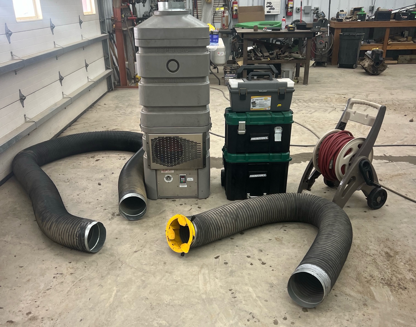 6 x 12 Cargomate trailer 4-cylinder air compressor