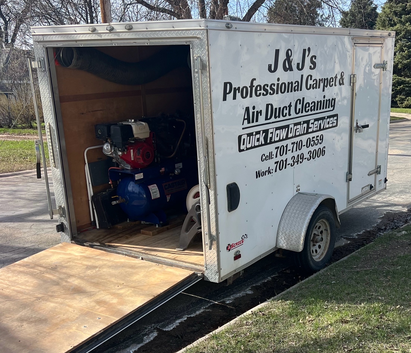 6 x 12 Cargomate trailer 4-cylinder air compressor