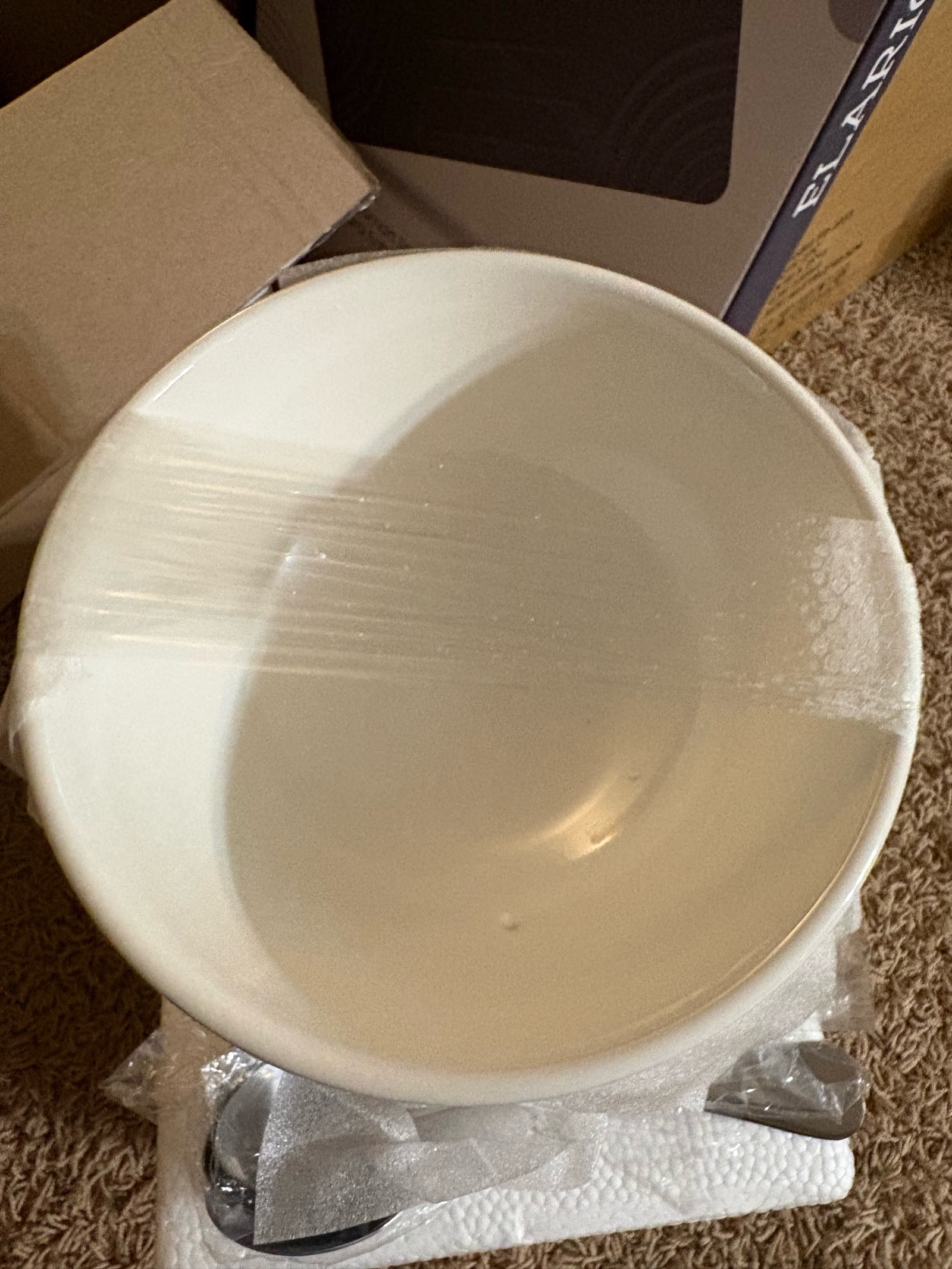 Set of 6 Bowls, Large White Color, 6 Large Spoons, Great for Soup, Cereal or Dinner Meals