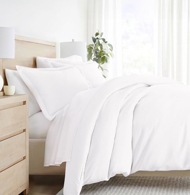 Duvet Cover King Size - 108x96 Ultra Soft King Duvet Cover 3 Piece Set with Zipper Closure - Experience Comfort Like No Other - Durable & Soft Brushed Microfiber