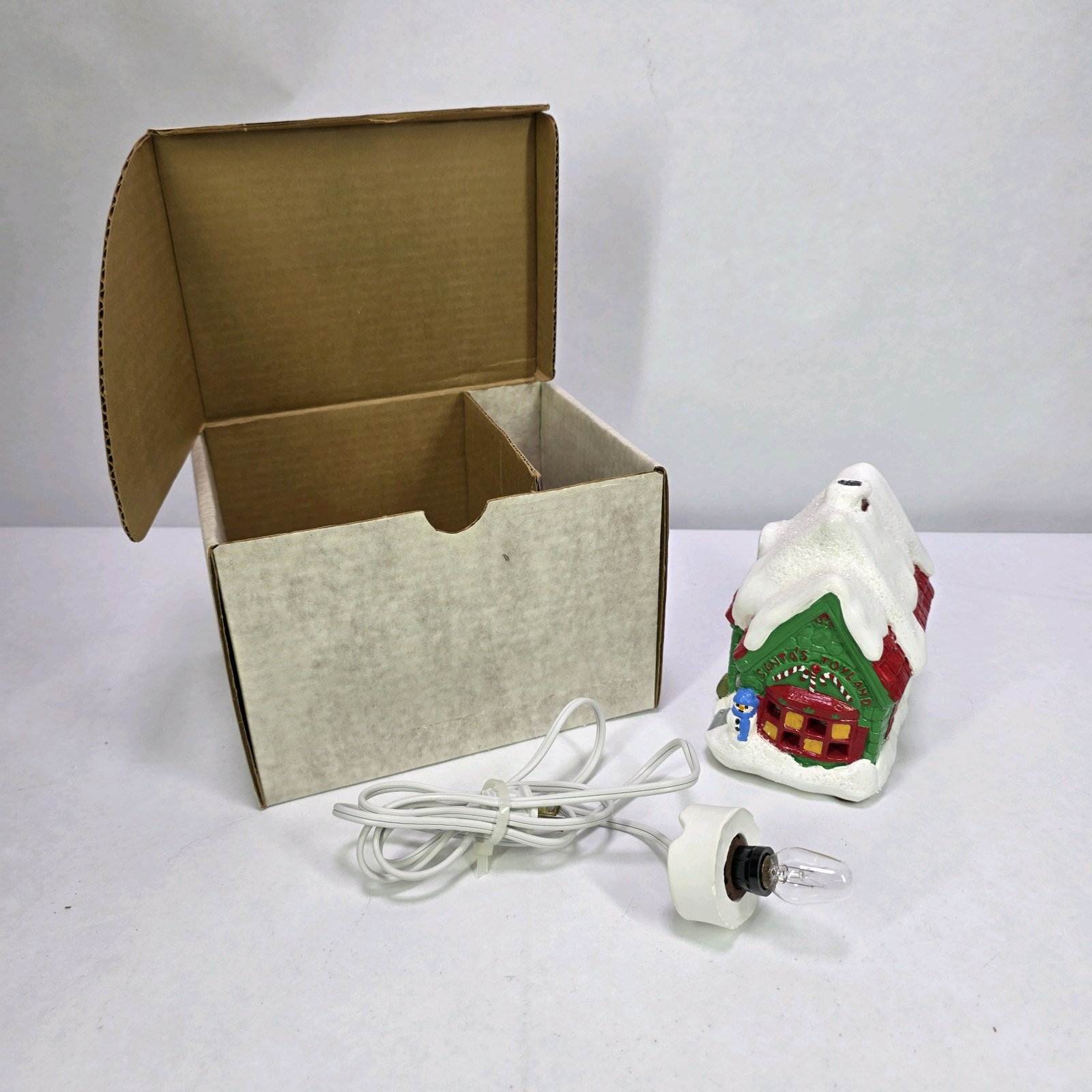 Vintage Lighted Miniature Christmas Village North Pole House With Box