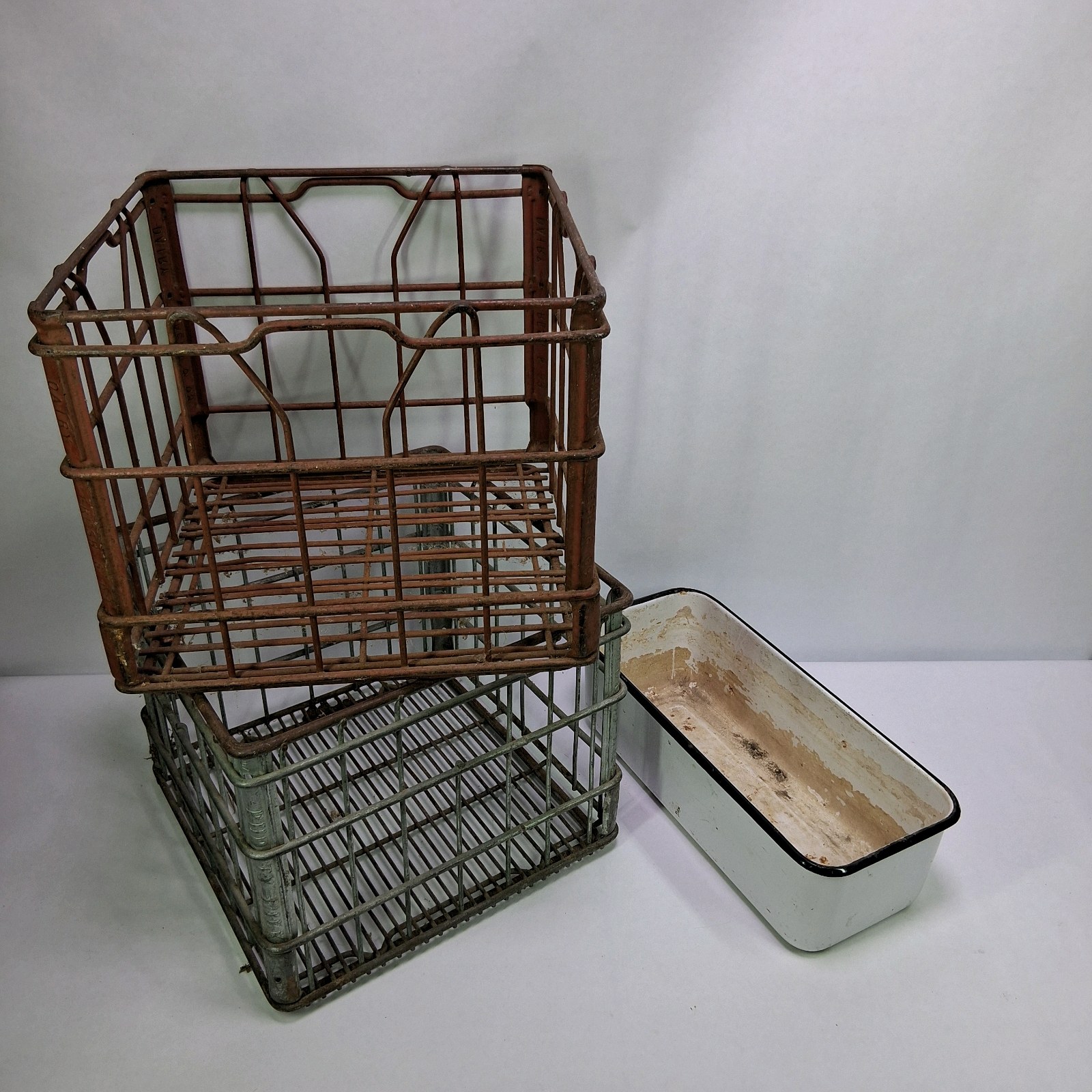 Lot of 3 Vintage Wire Milk Crates and Enamel Metal Pan