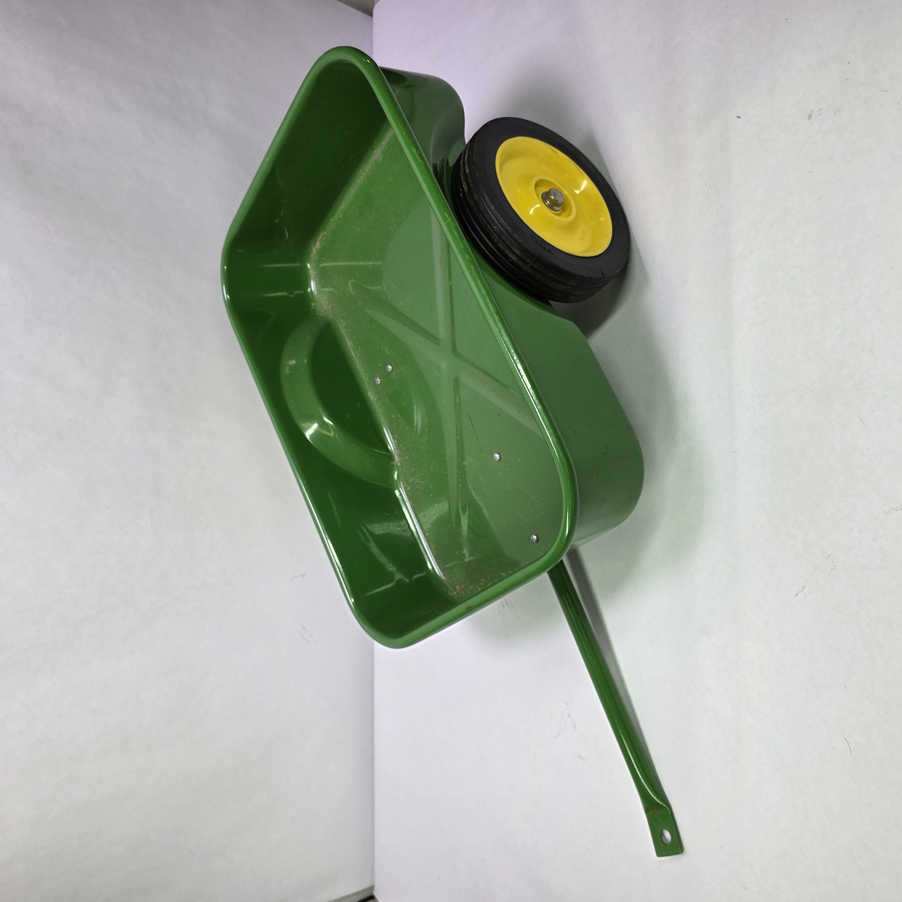 John Deere Style Green Metal Pedal Tractor Trailer Wagon With Yellow Wheels