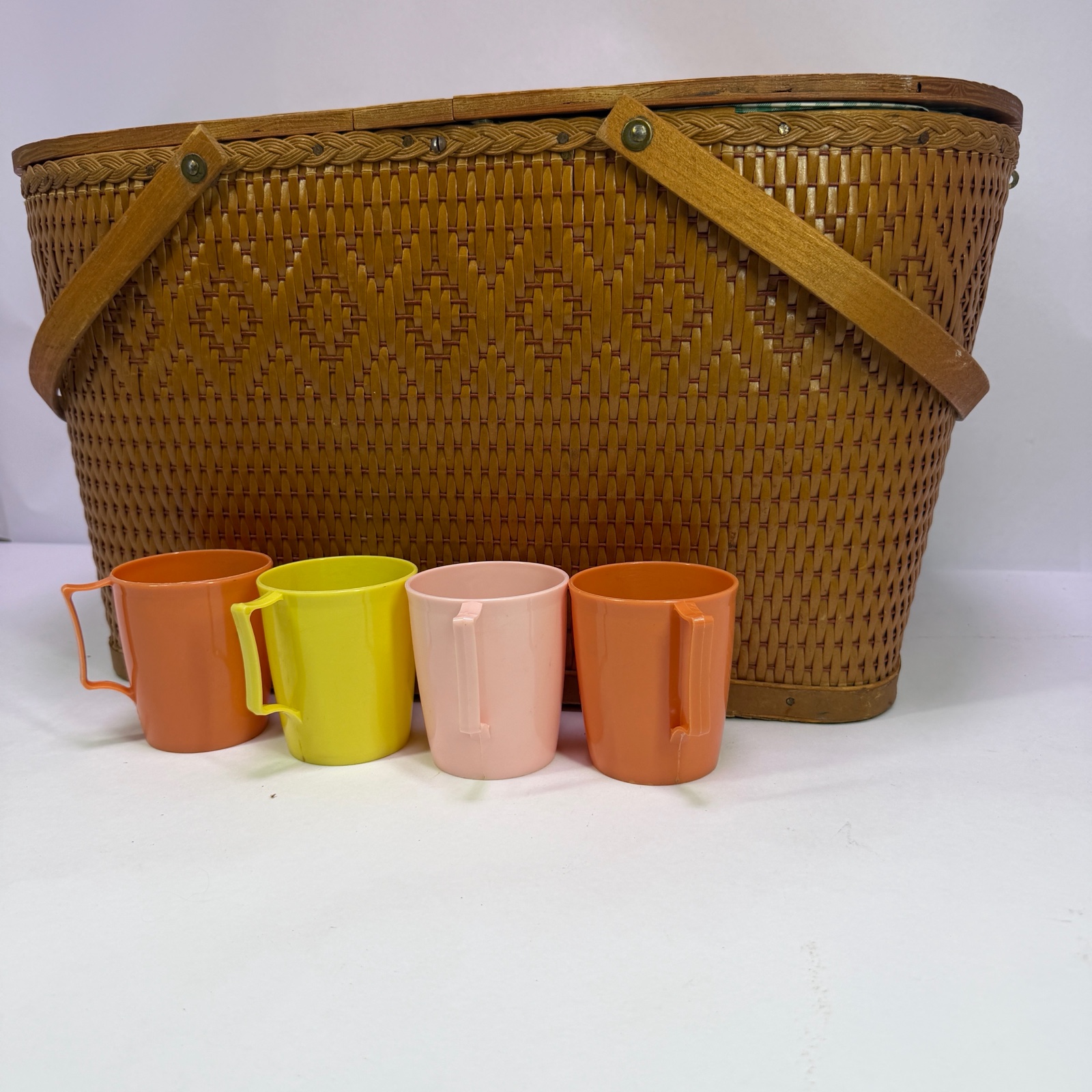 Vintage Wicker Picnic Basket With Wood Lid Folding Handles and Cups