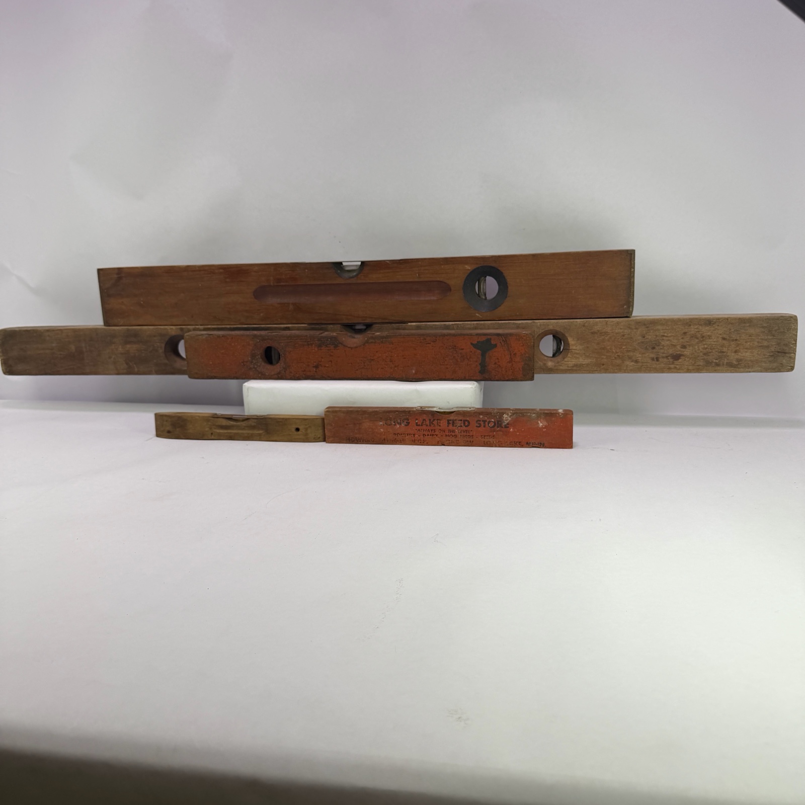 Lot of Vintage Wood Spirit Levels Carpenter Tool Pieces