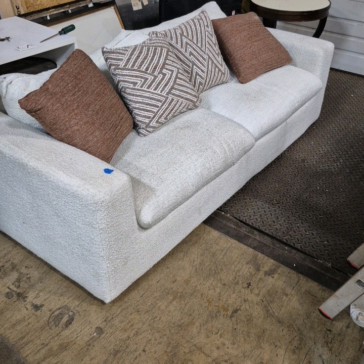 love seat