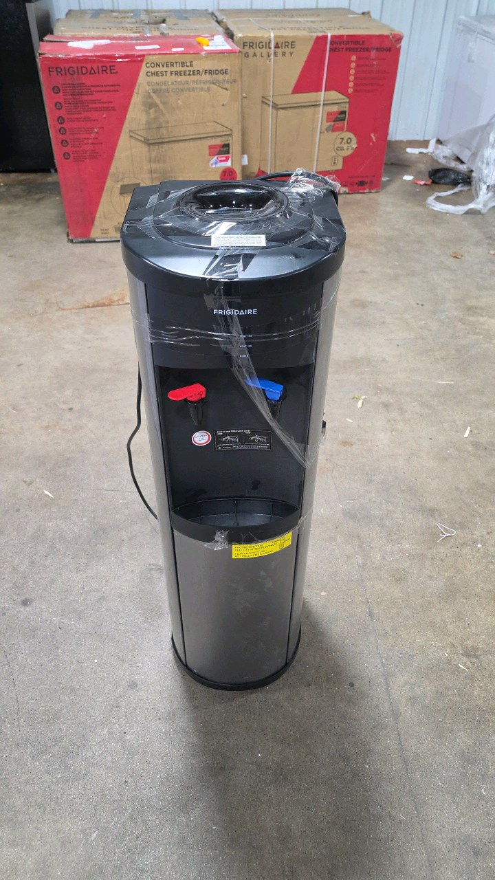 Frigidaire Water Dispenser