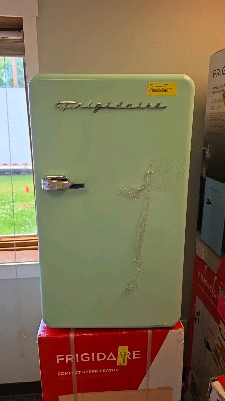 Frigidaire Classic Mini Fridge