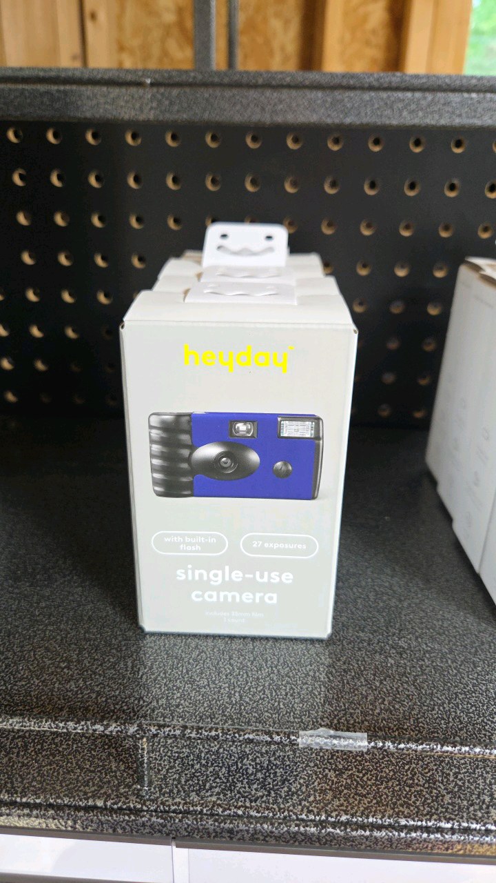 Set of 4 Heyday Single-Use Cameras