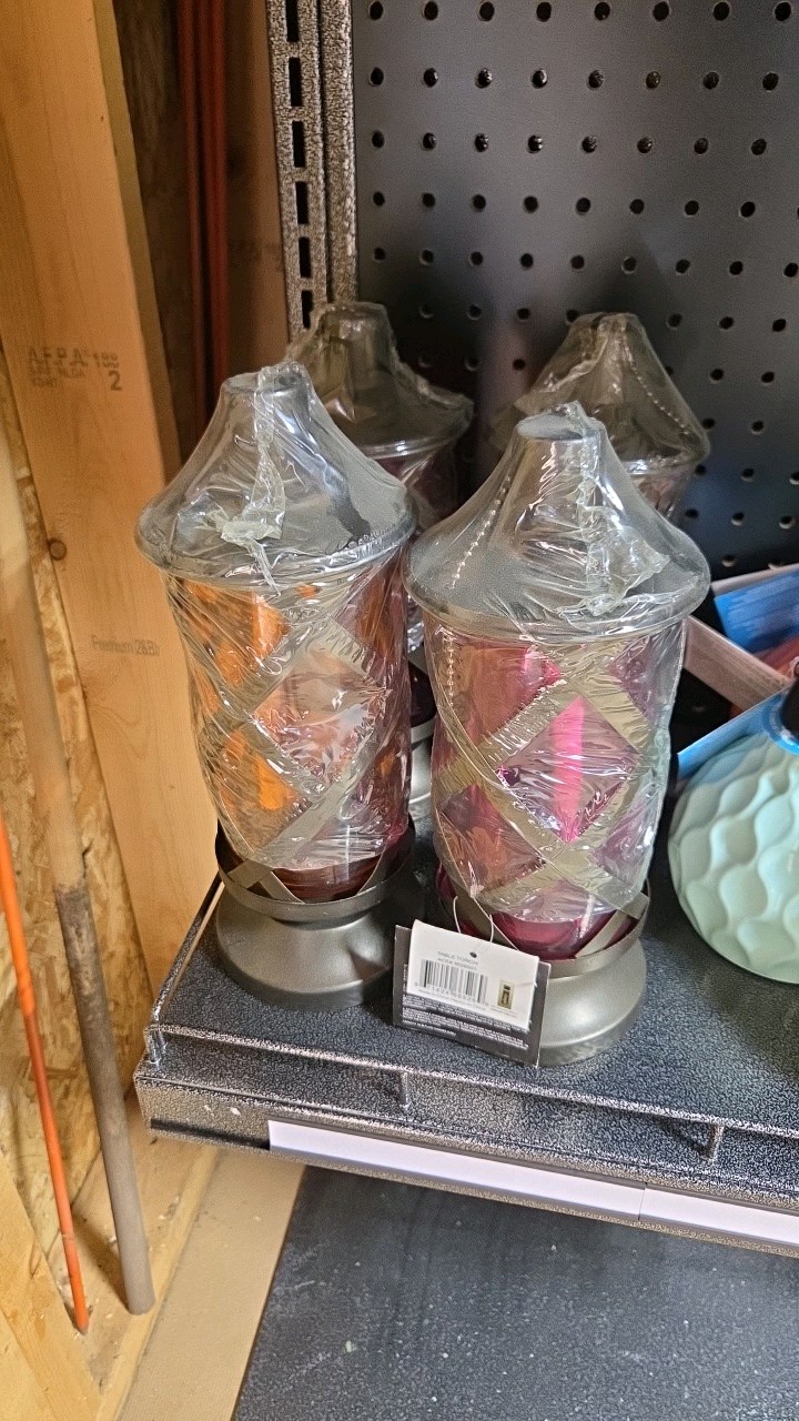 Set of 4 Tiki Table Torches