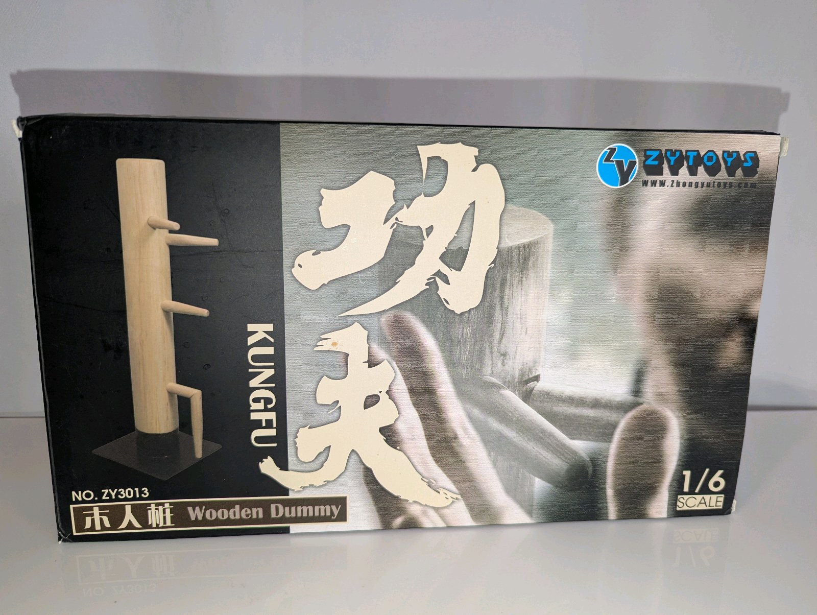 NIB  16 scale ZYTOYS model of a Kung Fu wooden dummy