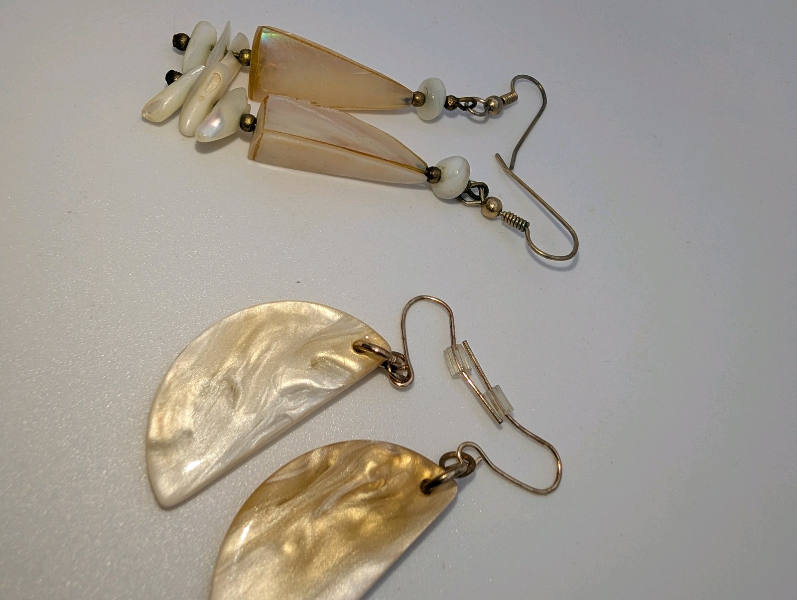 2 Pairs Vintage pearlescent shell dangle earrings