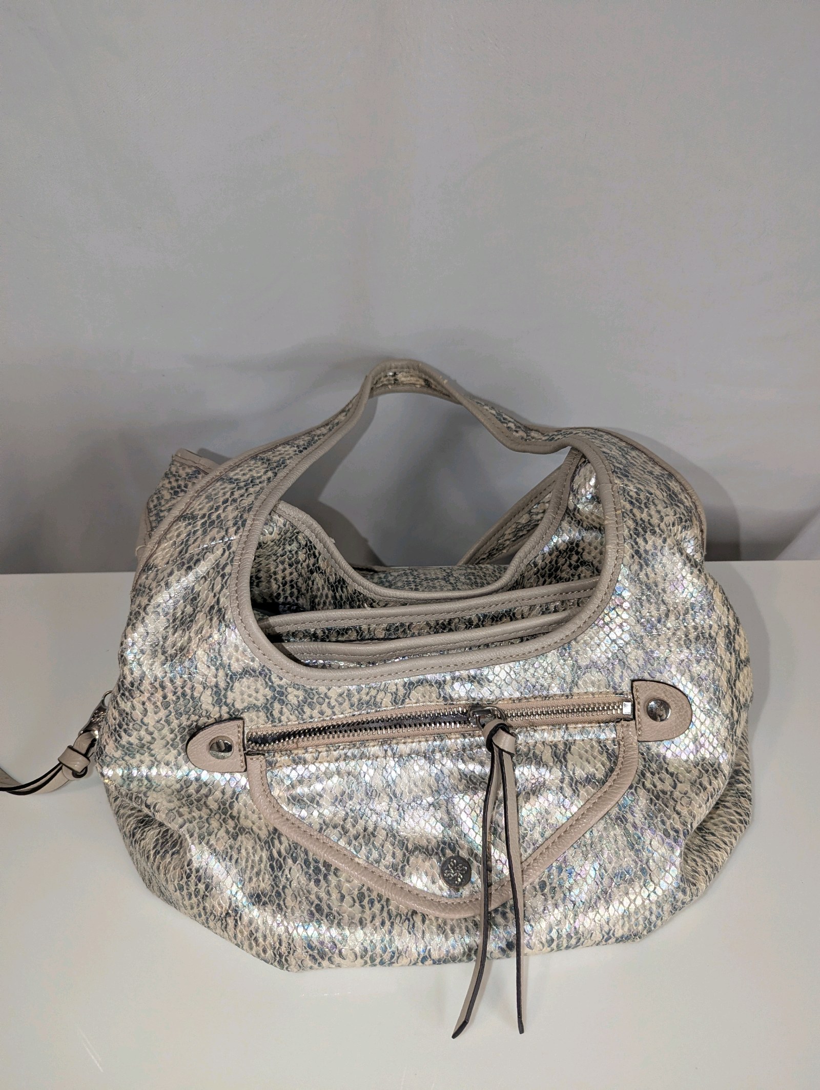 Simply Vera Vera Wang hobo bag